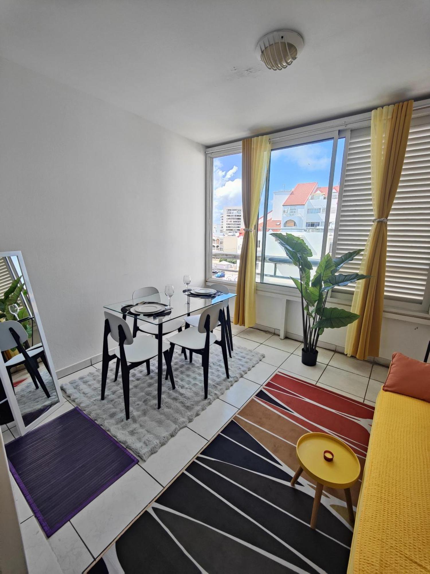 Studio Vanille - Vue Mer Saint-Denis Luaran gambar